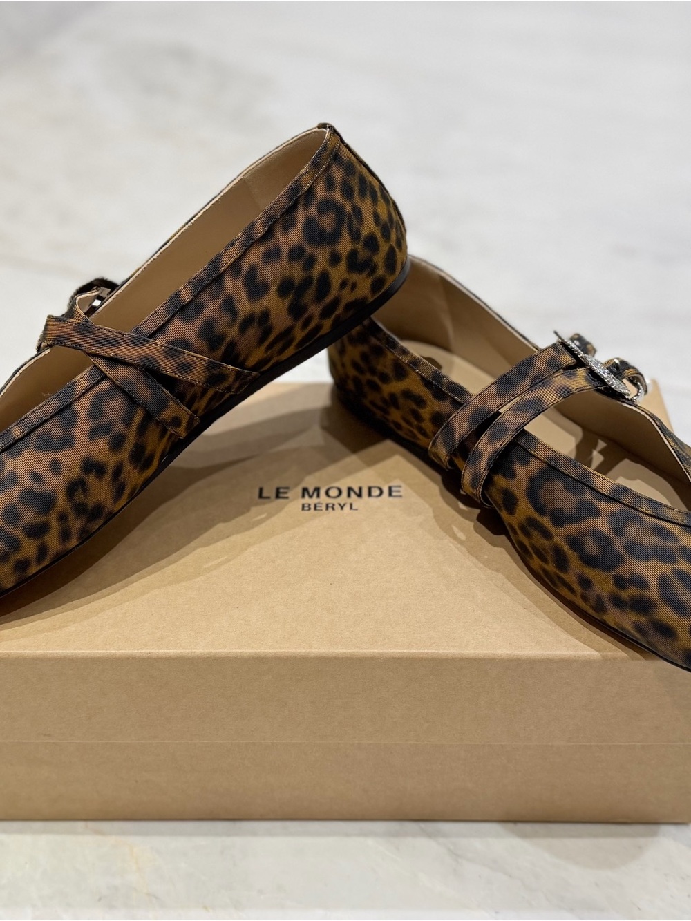 Le Monde Beryl Leopard Mary Claudia Ballet Flats